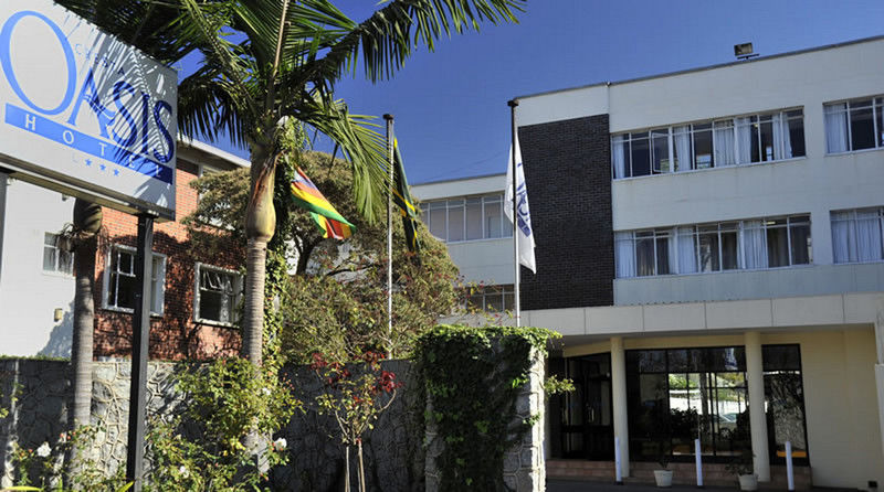 Cresta Oasis Hotel Harare Exterior foto